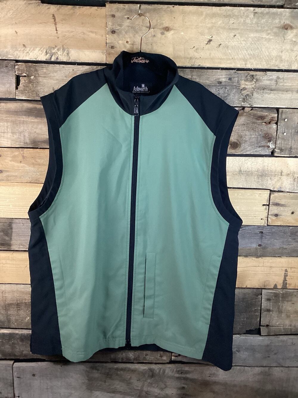 Ashworth Weather Systems Water Resistance Vest Green And Black Size Mediumd